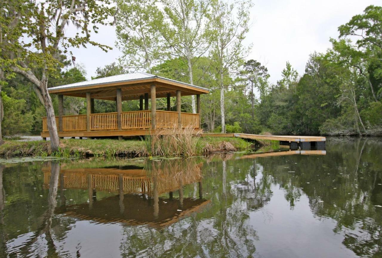 Live Oak Landing Hotel Freeport Exterior photo